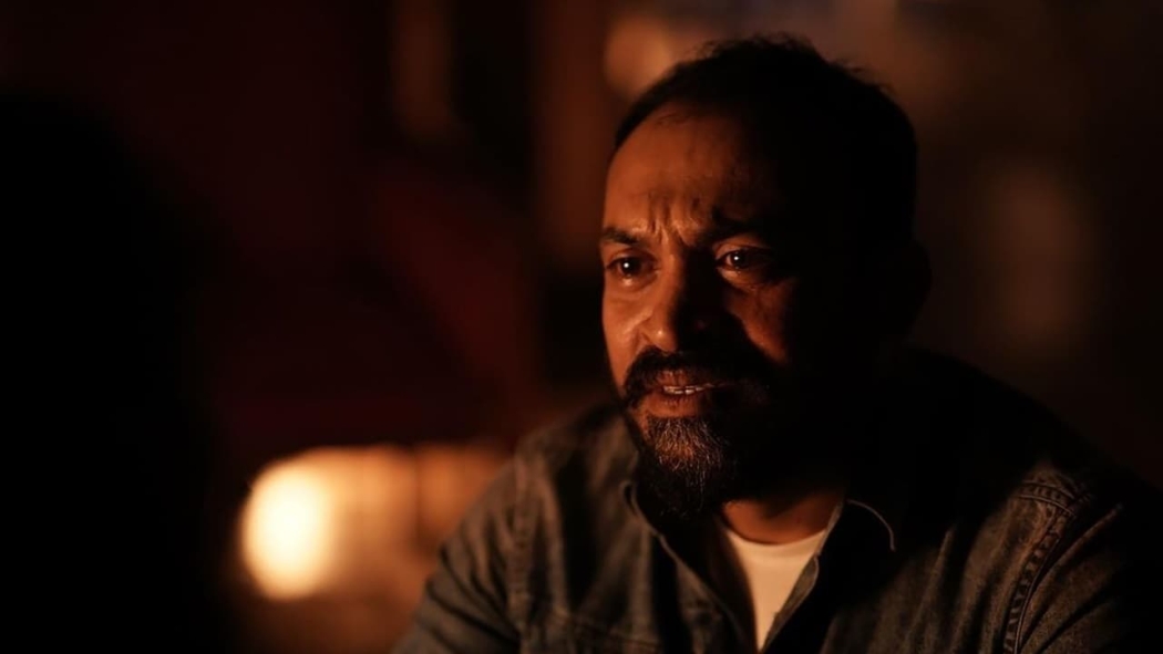 Karanlık Üçgen izle