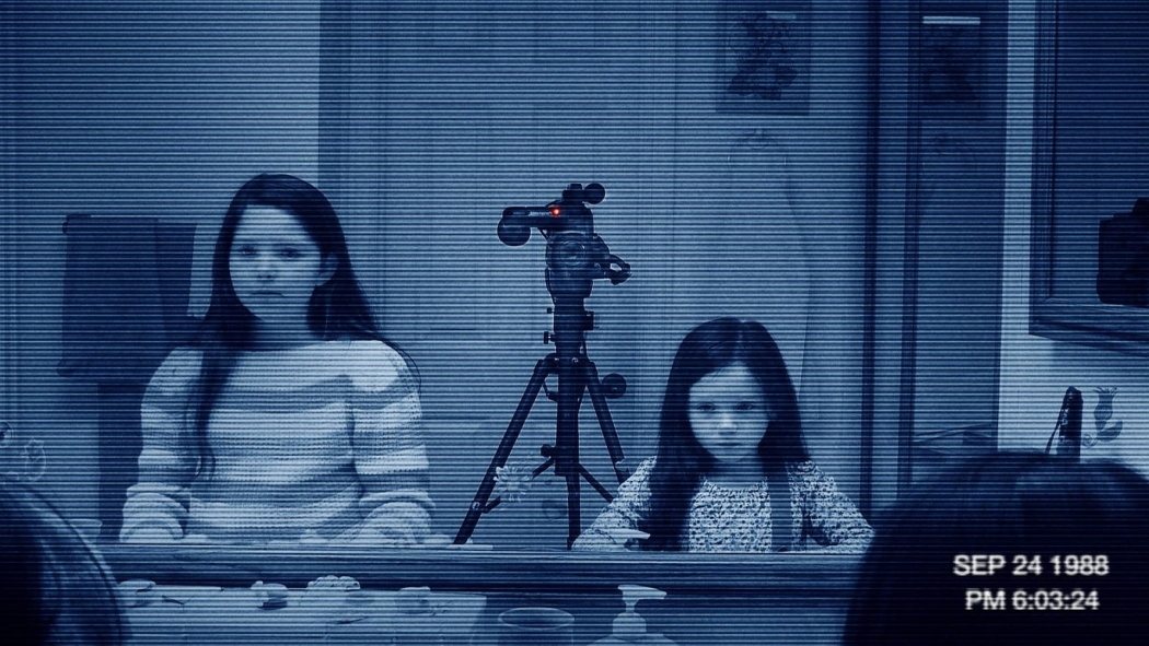 Paranormal Activity 3 izle